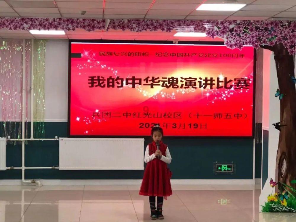 用歌声诉说昆明变迁，“永恒的记忆 云端的华章”时代文化艺术展演启幕